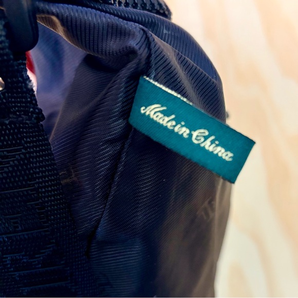 Lauren Ralph Lauren Red Nylon Shoulder Bag Y2K Buckle Hobo Baguette - Picture 7 of 10